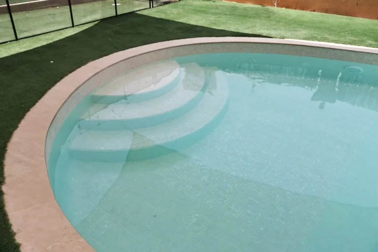 Swimming Pool in Dubai