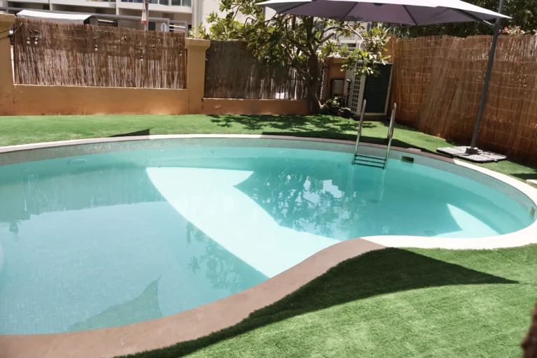 Swimming Pool in Dubai