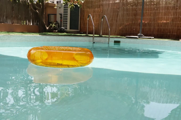 Swimming Pool in Dubai