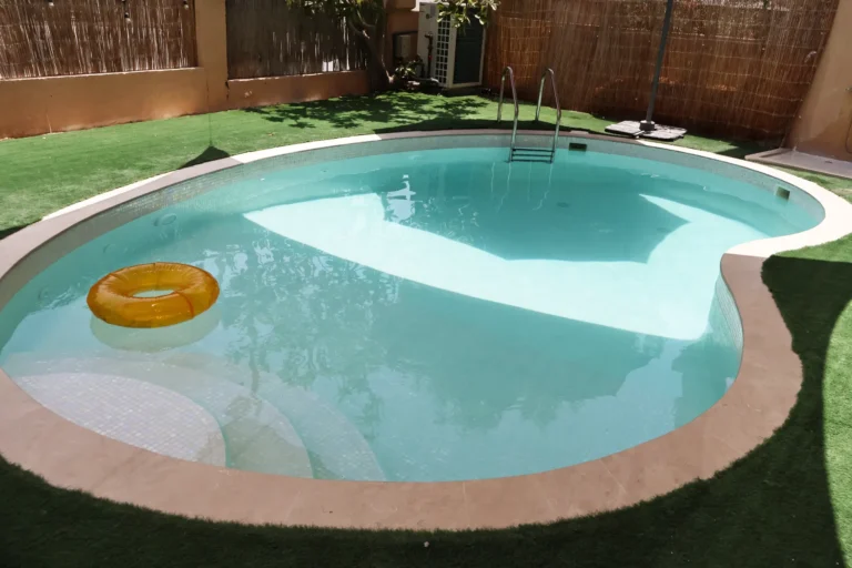 Swimming Pool in Dubai